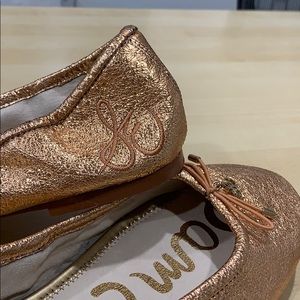 Beautiful Sam Edelman Metallic Rose Gold Flats